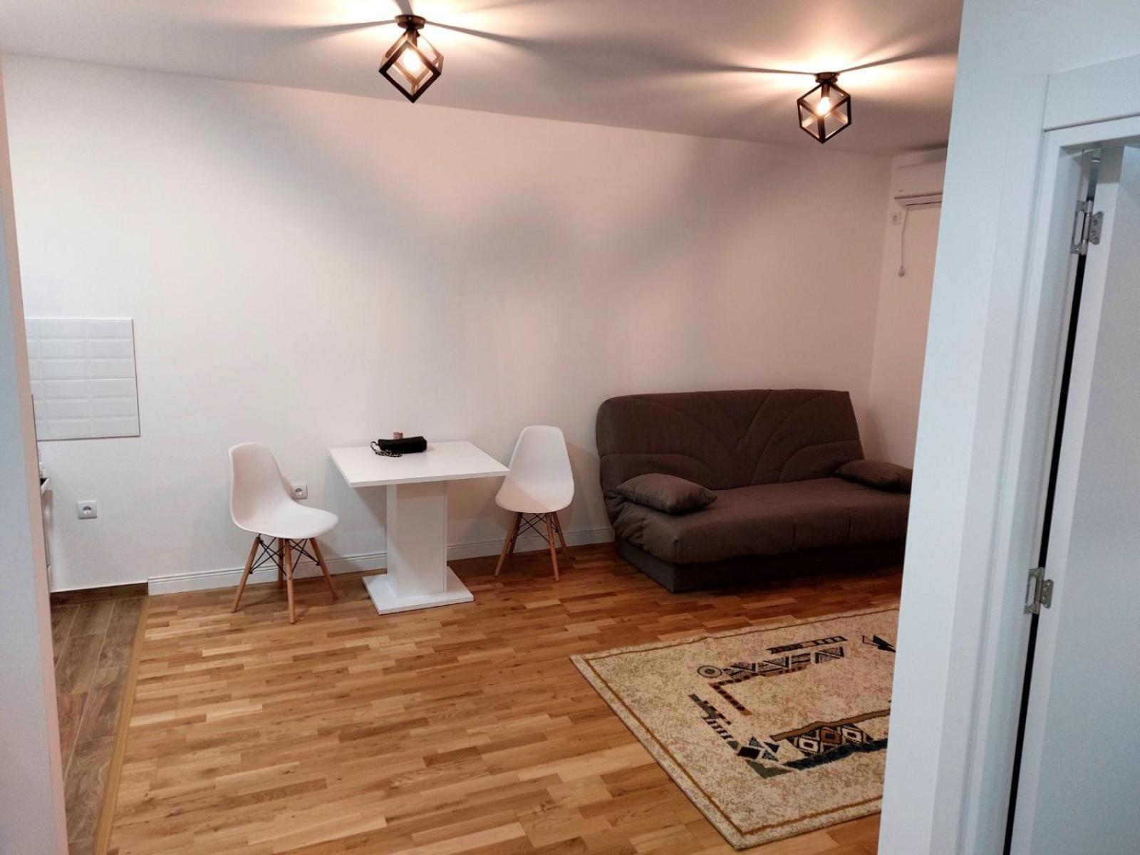 Petrovaradin Home المظهر الخارجي الصورة